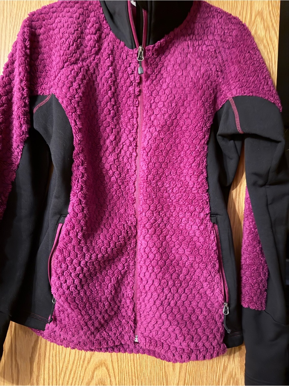 Avalanche Magenta and Black Teddy Fleece Jacket